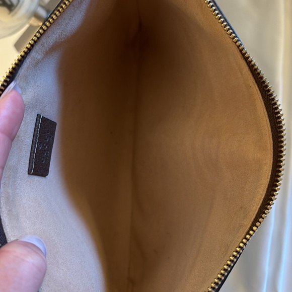 Gucci pouch - Picture 5 of 7